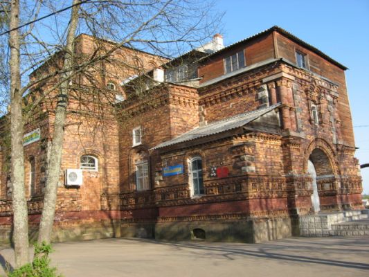 Любытинский клуб
Автор: Тамара Наумова
