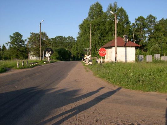 Железнодорожный переезд   
Захарова Даша 

