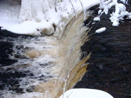 Вода-водичка
Лена
