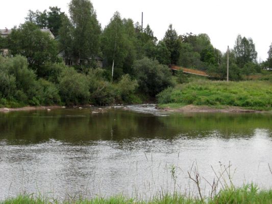 белая впадает во Мсту
Лена
